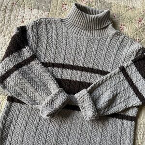 Chunky Cable Knit Turtleneck Sweater | Vintage